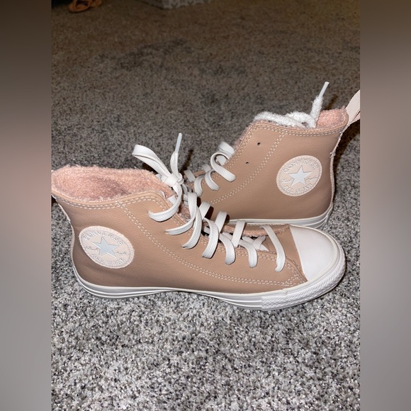 Champagne Tan/Dusk Pink converse size 7 - Picture 3 of 5